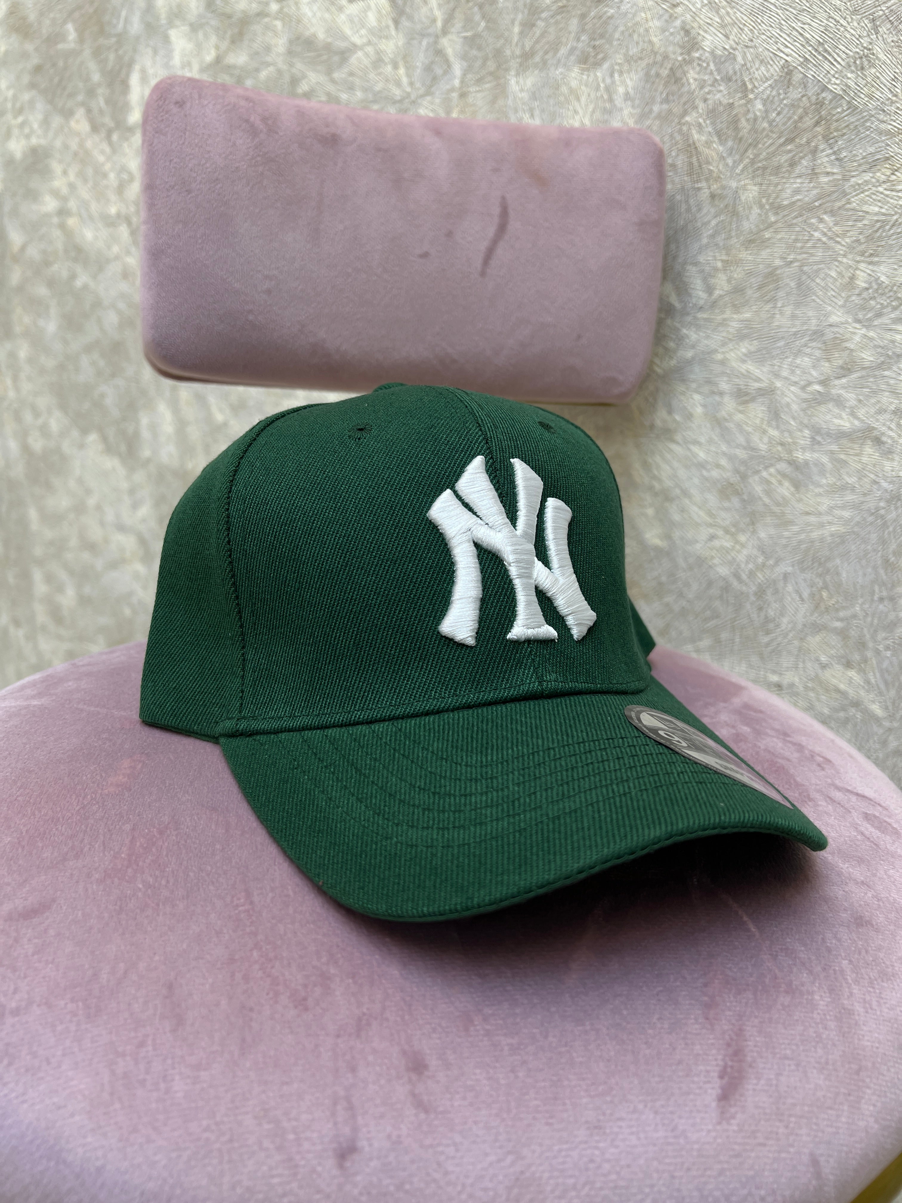 GORRA VERDE INTENSO NY