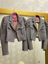 BLAZER ROSA CON CAFÉ