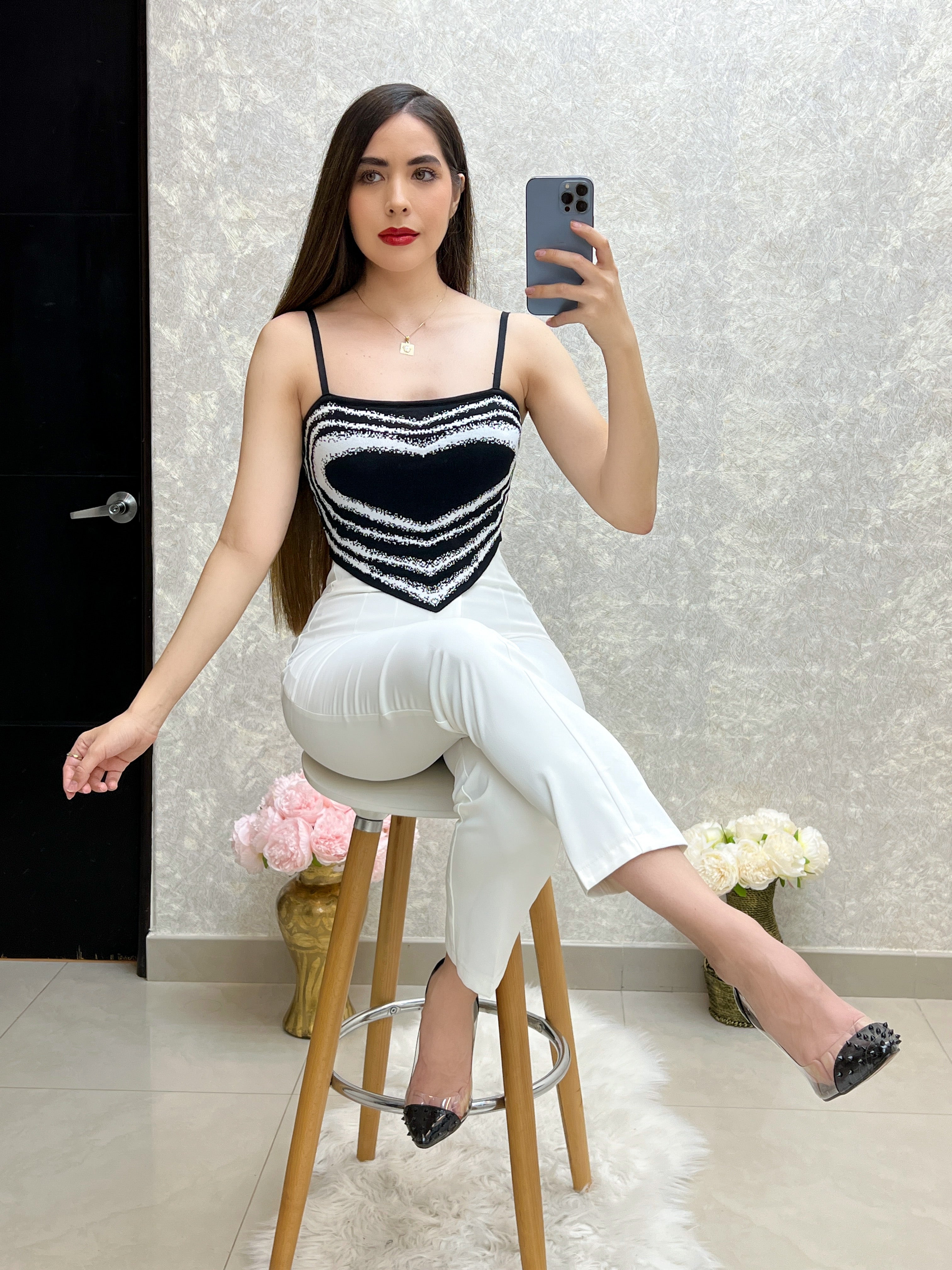 Blusa con corazón NEGRO