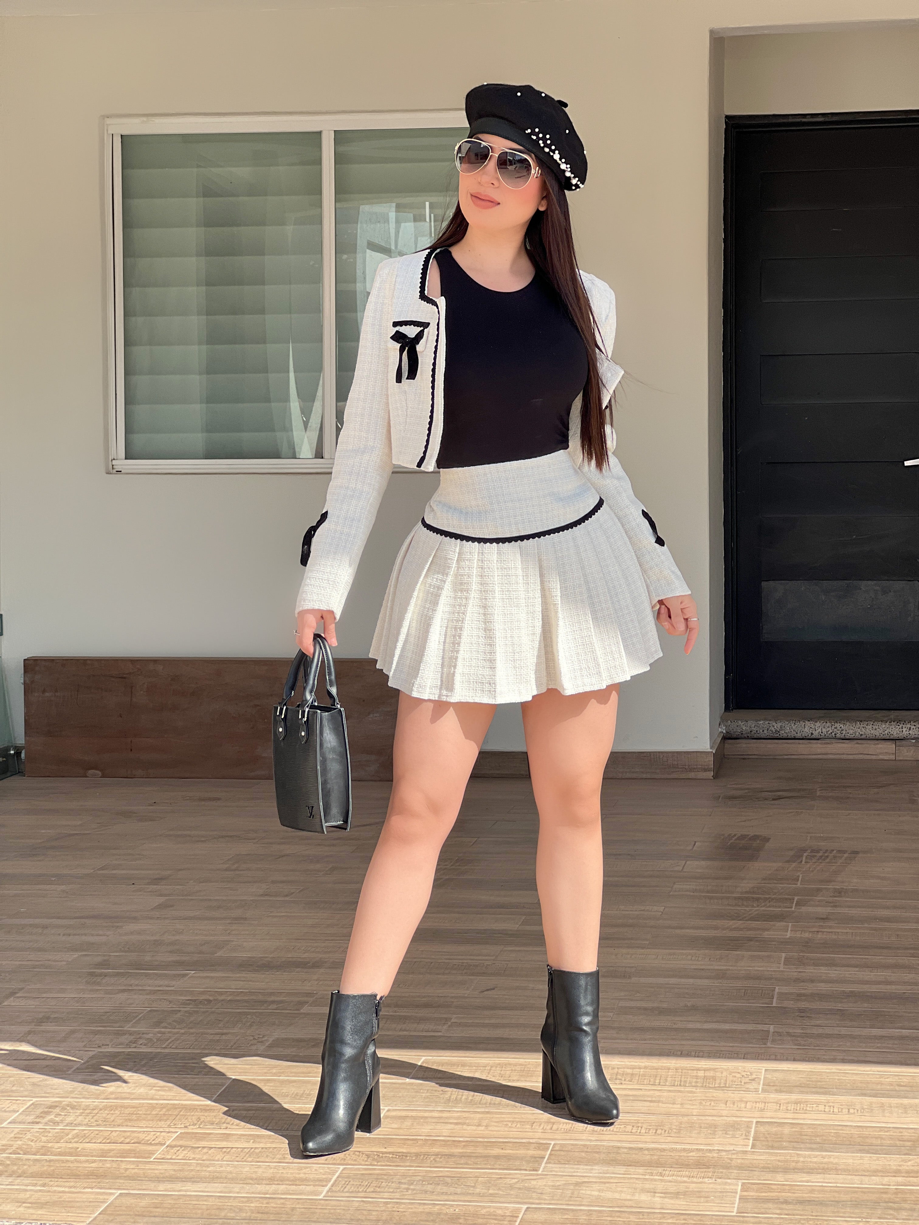 BLUSA MANGA CORTA NEGRA