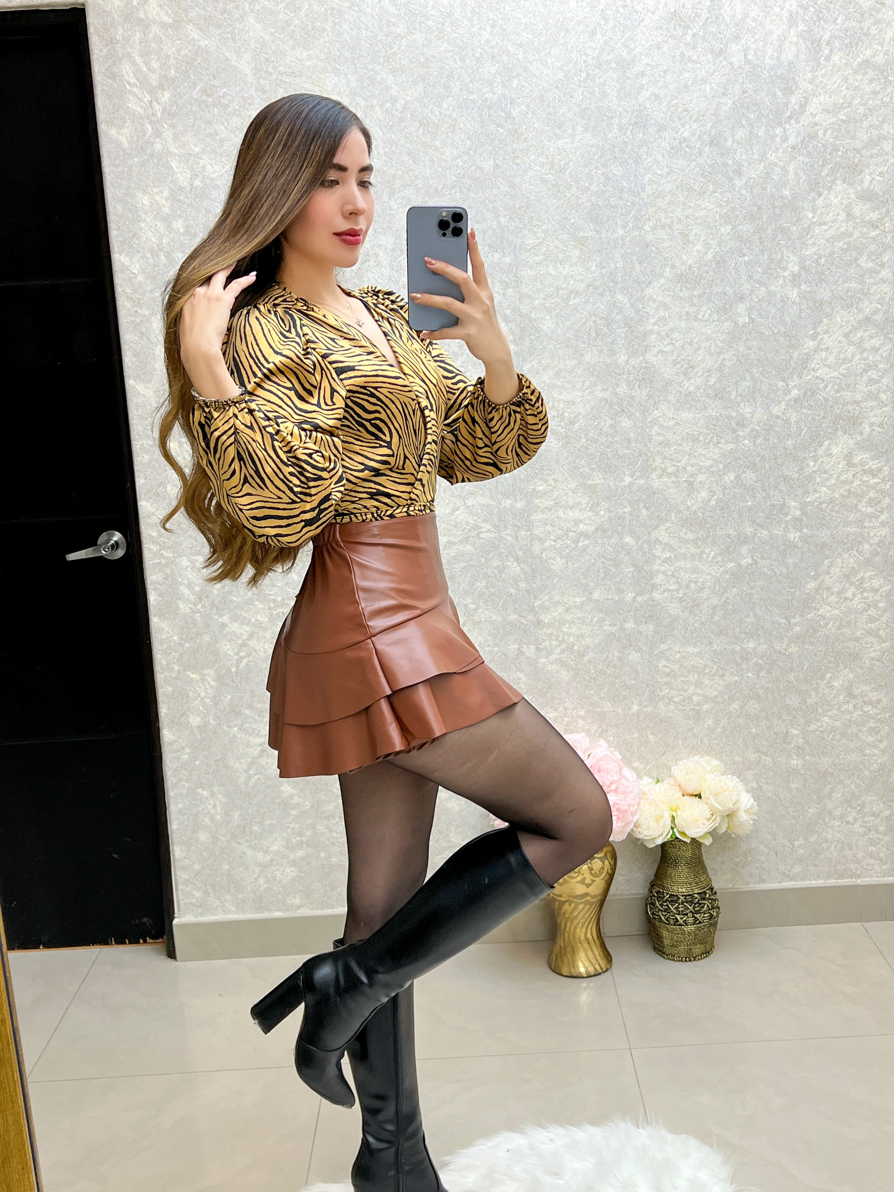 BLUSA SATINADA ANIMAL PRINT