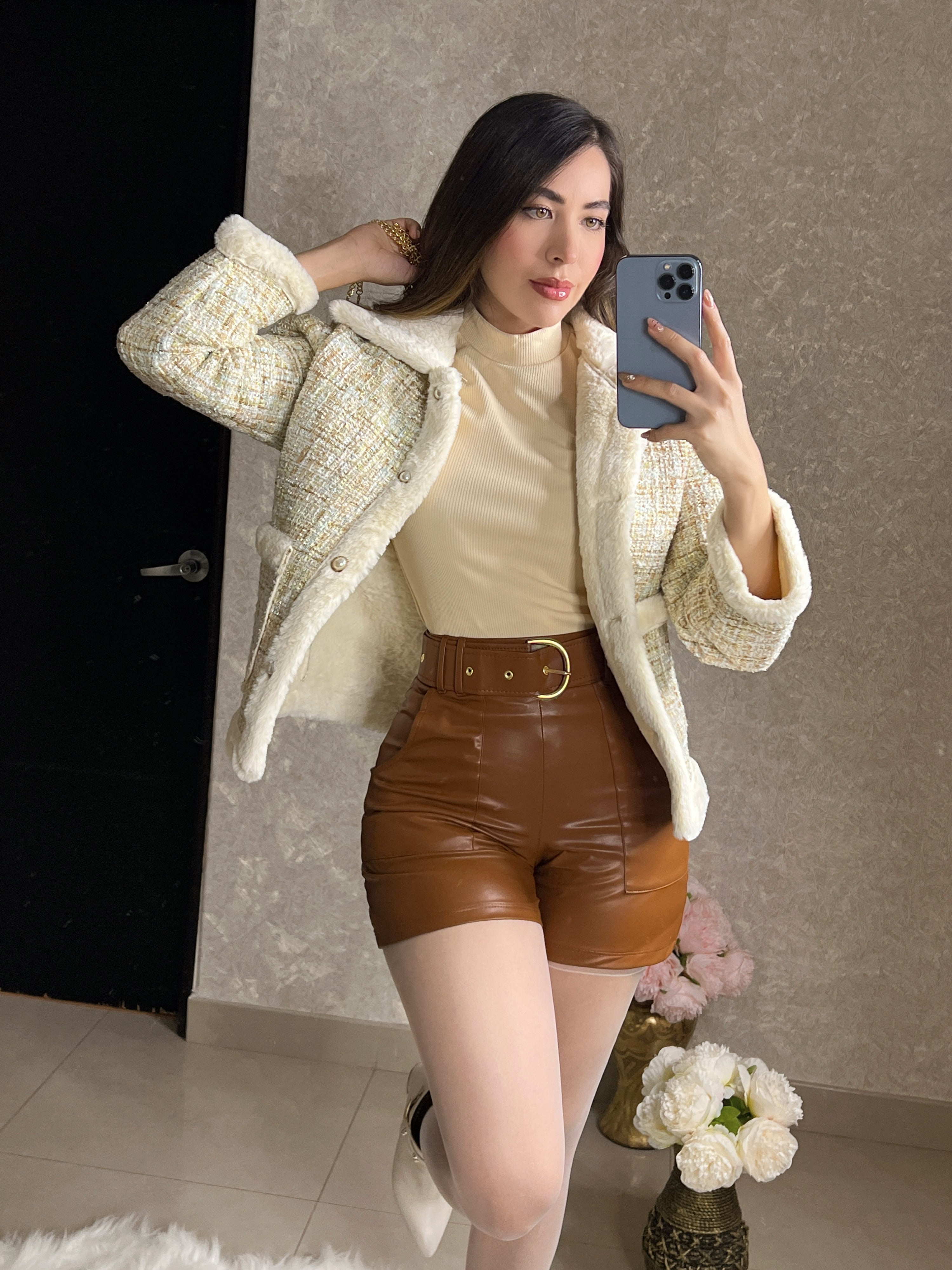 Abrigo premium con bolso