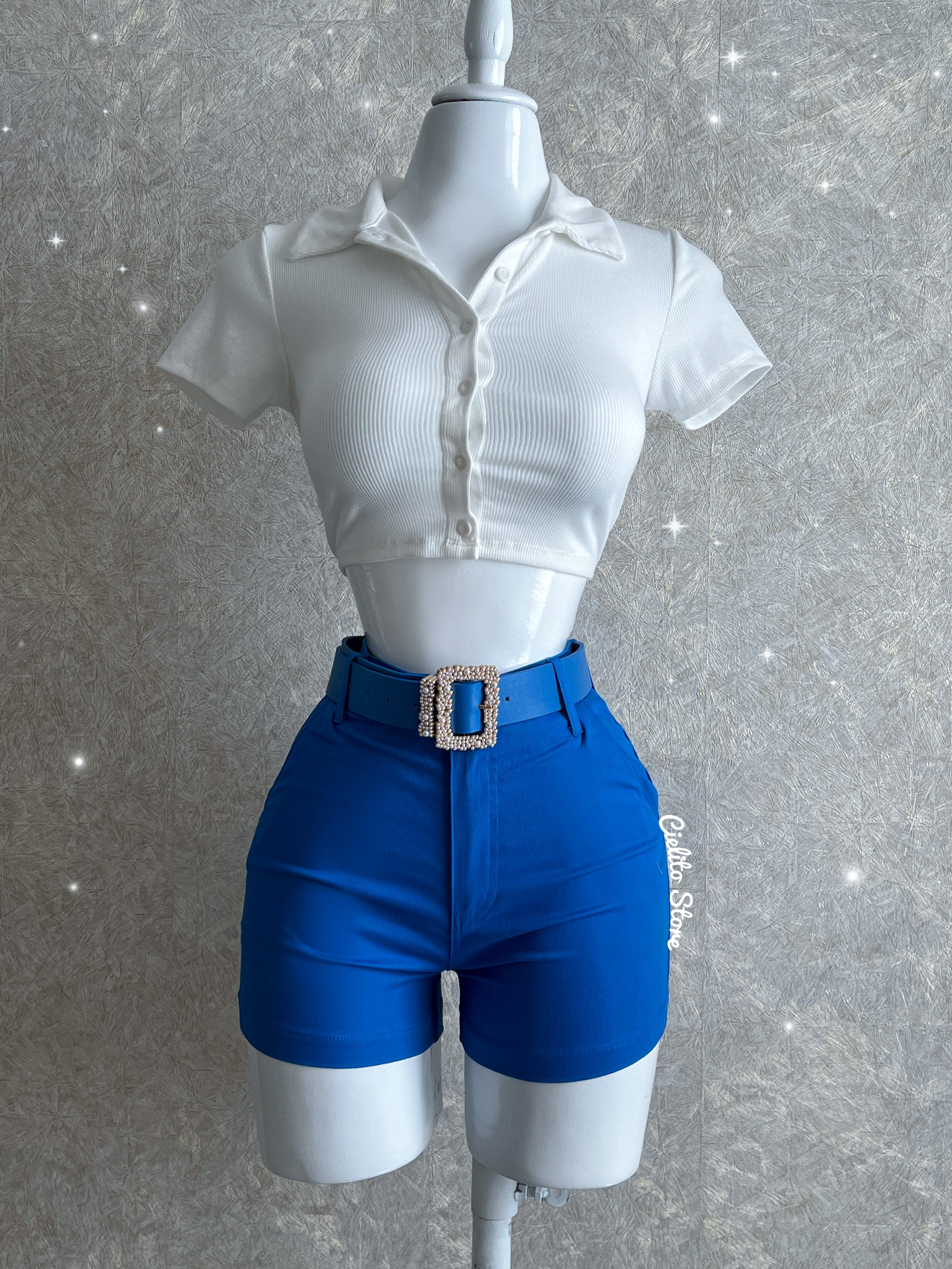 BLUSA BLANCA CON LISTÓN