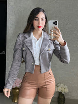 BLAZER ROSA CON CAFÉ