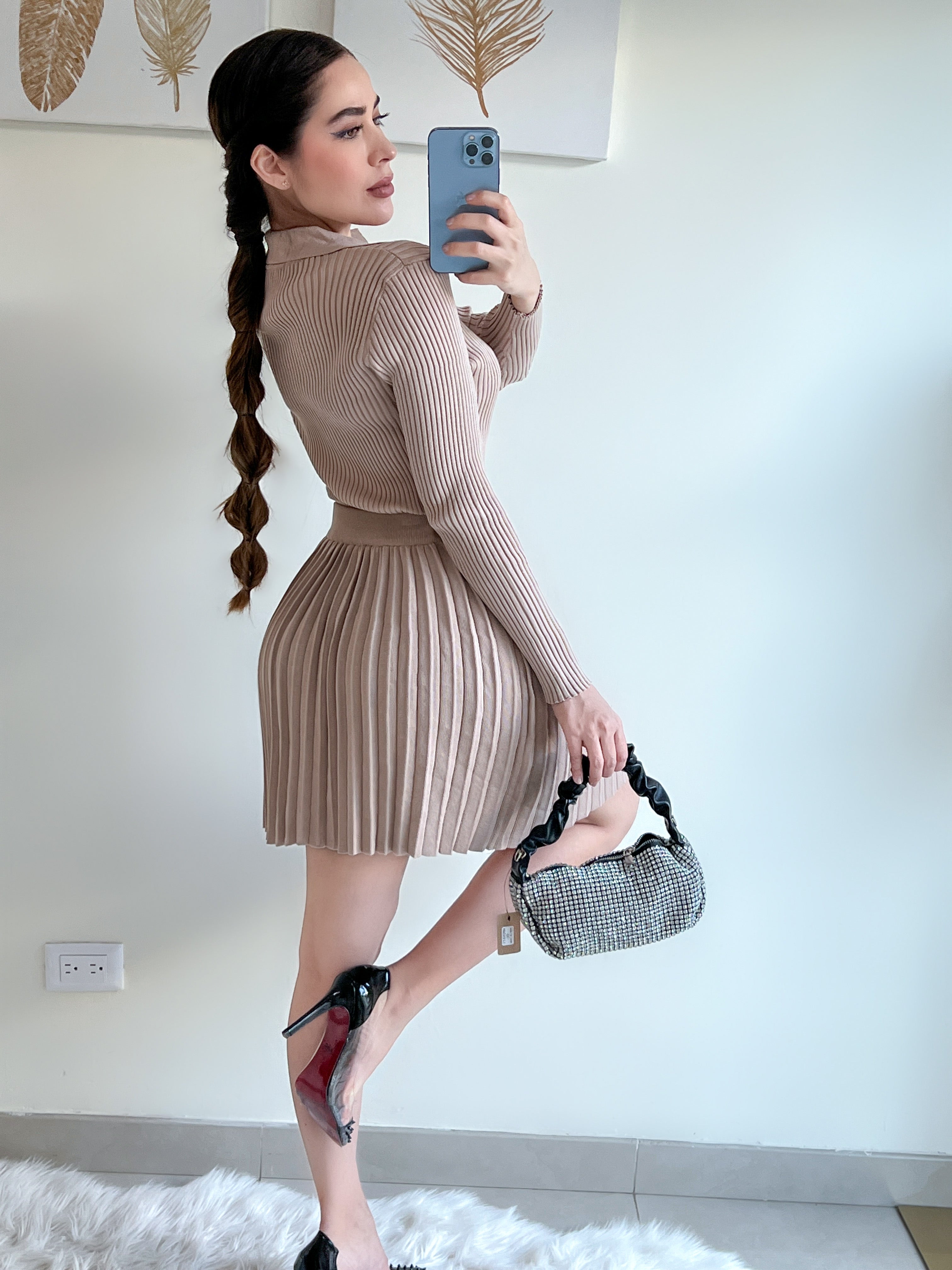 BOLSA NEGRA CON PEDRERÍA