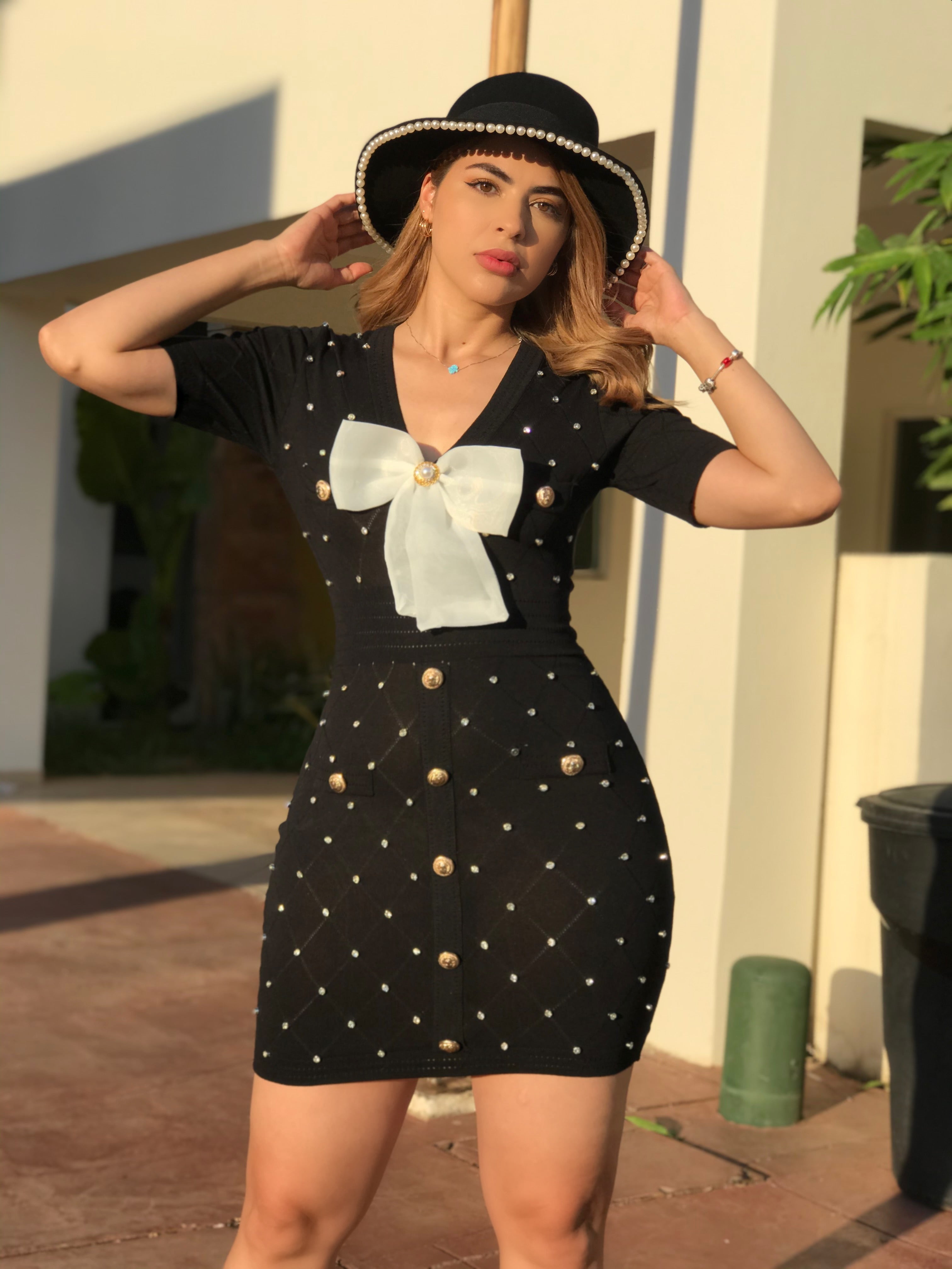 Sombrero negro con Perlas