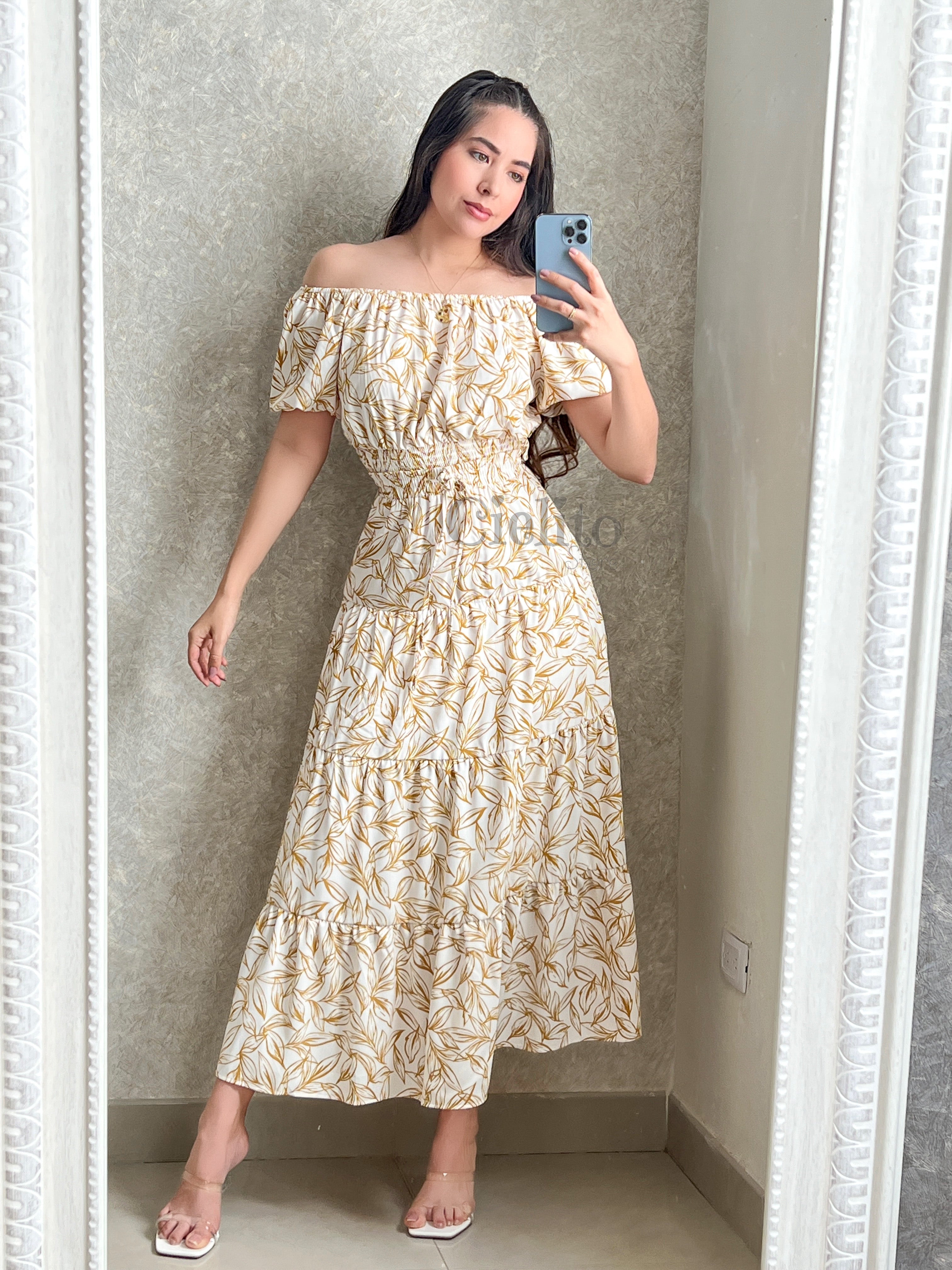 Set Largo con Flor Dorada