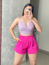 SHORTS CON CINTÓ DIAMANTE