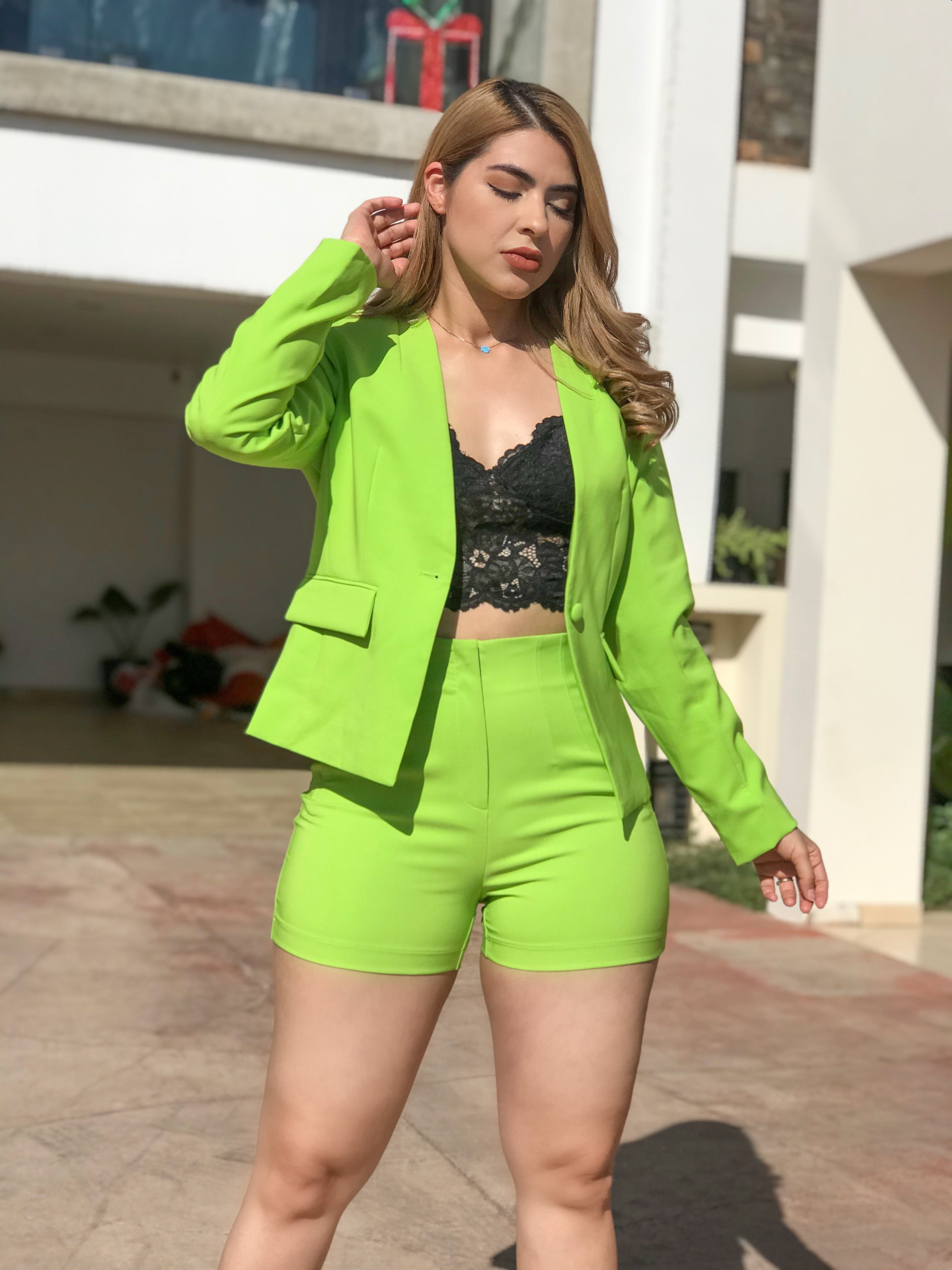 SHORT VERDE