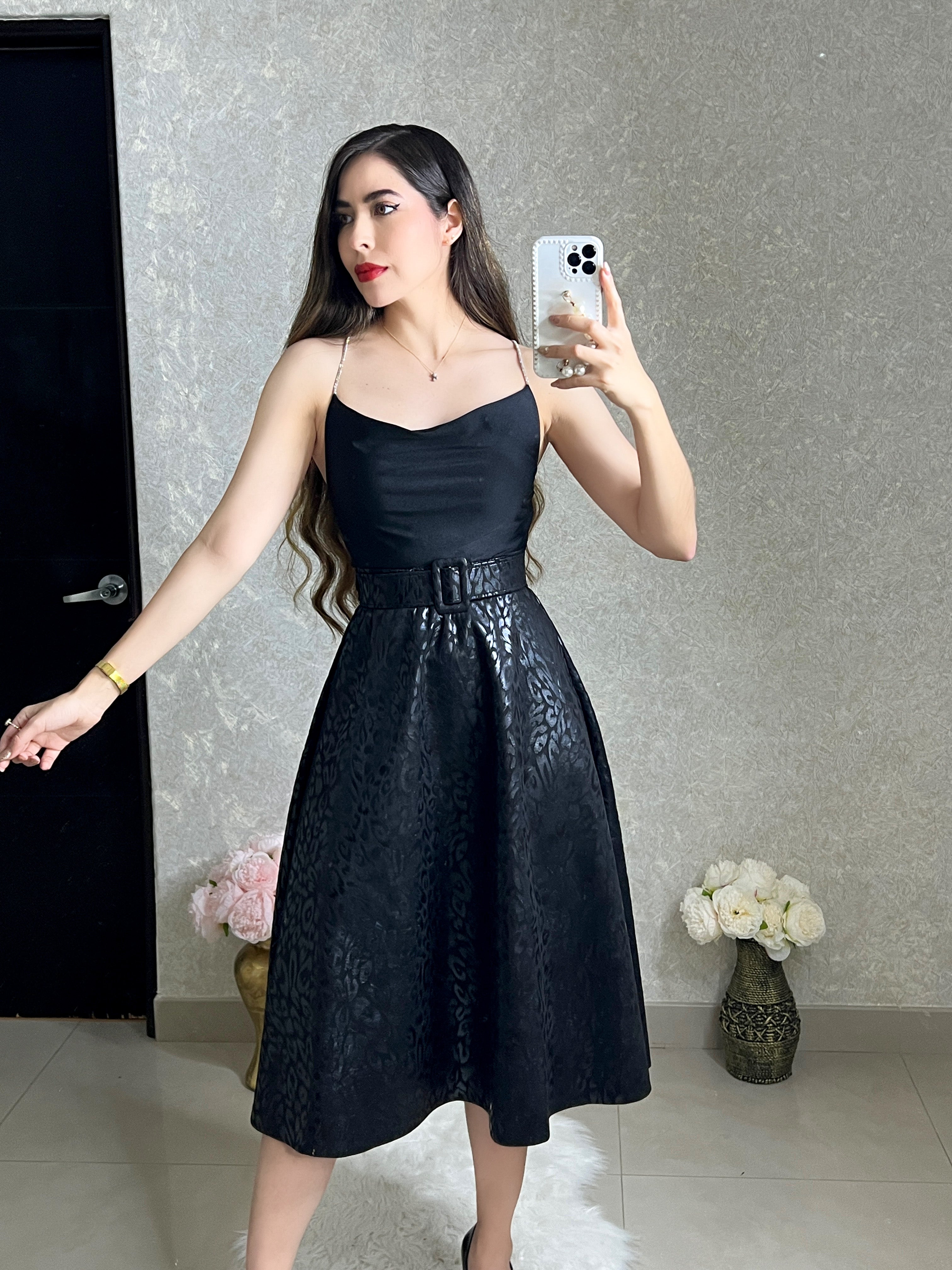 BLUSA NEGRA LISTÓN CON PEDRERÍA