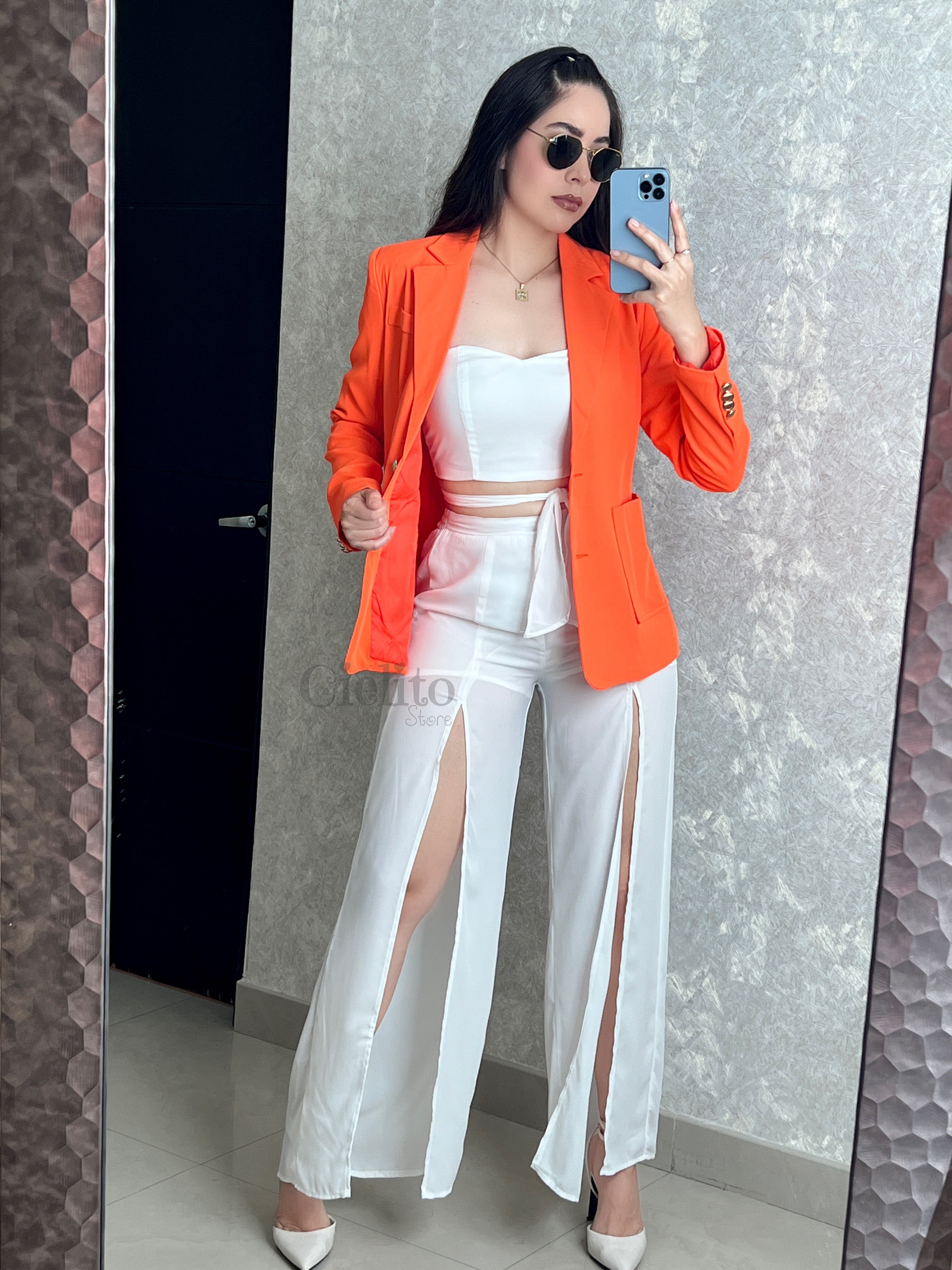 BLAZER NARANJA CON BOTÓN