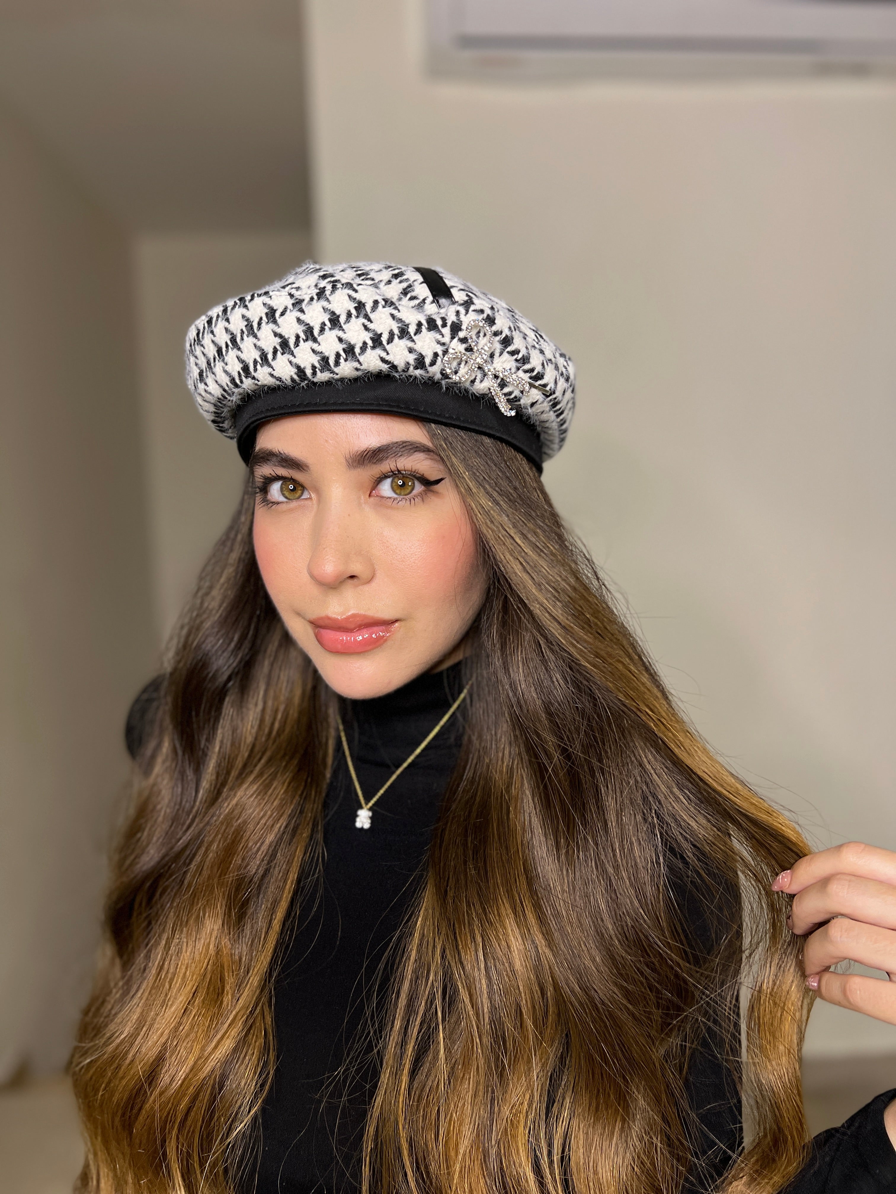 BOINA TWEED CON TIJERA