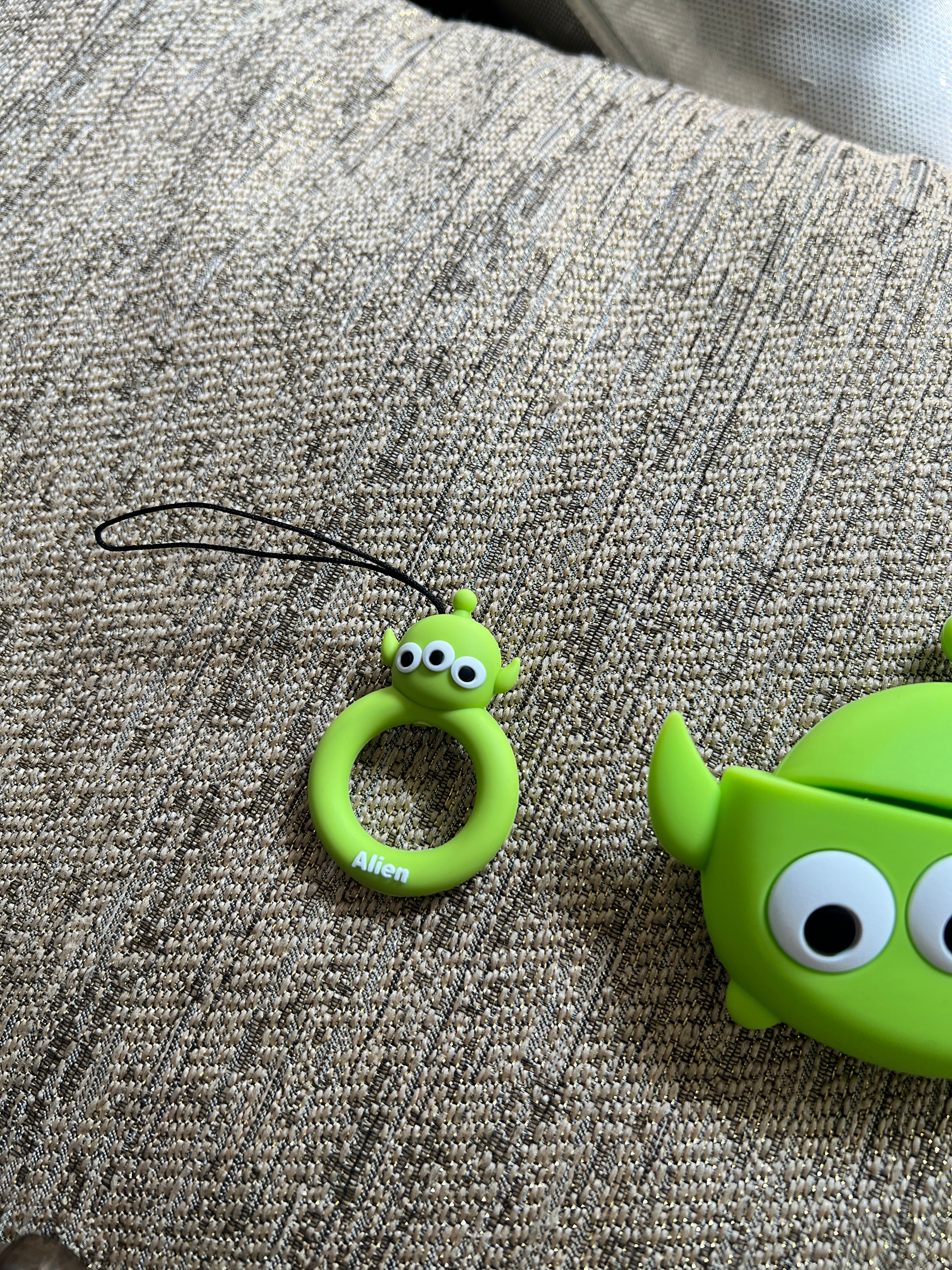 Funda AirPods 3ra generación marcianito