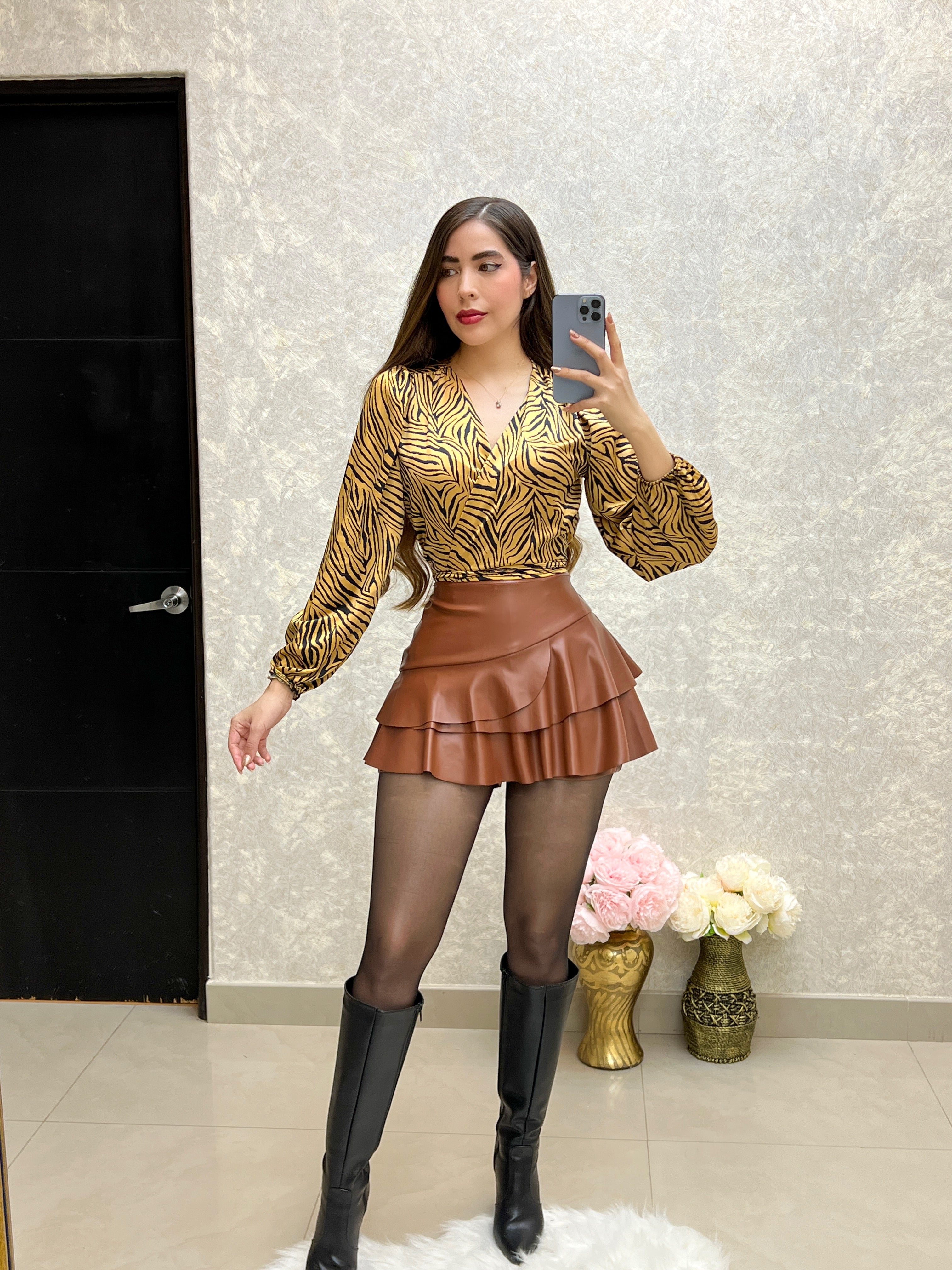 BLUSA SATINADA ANIMAL PRINT