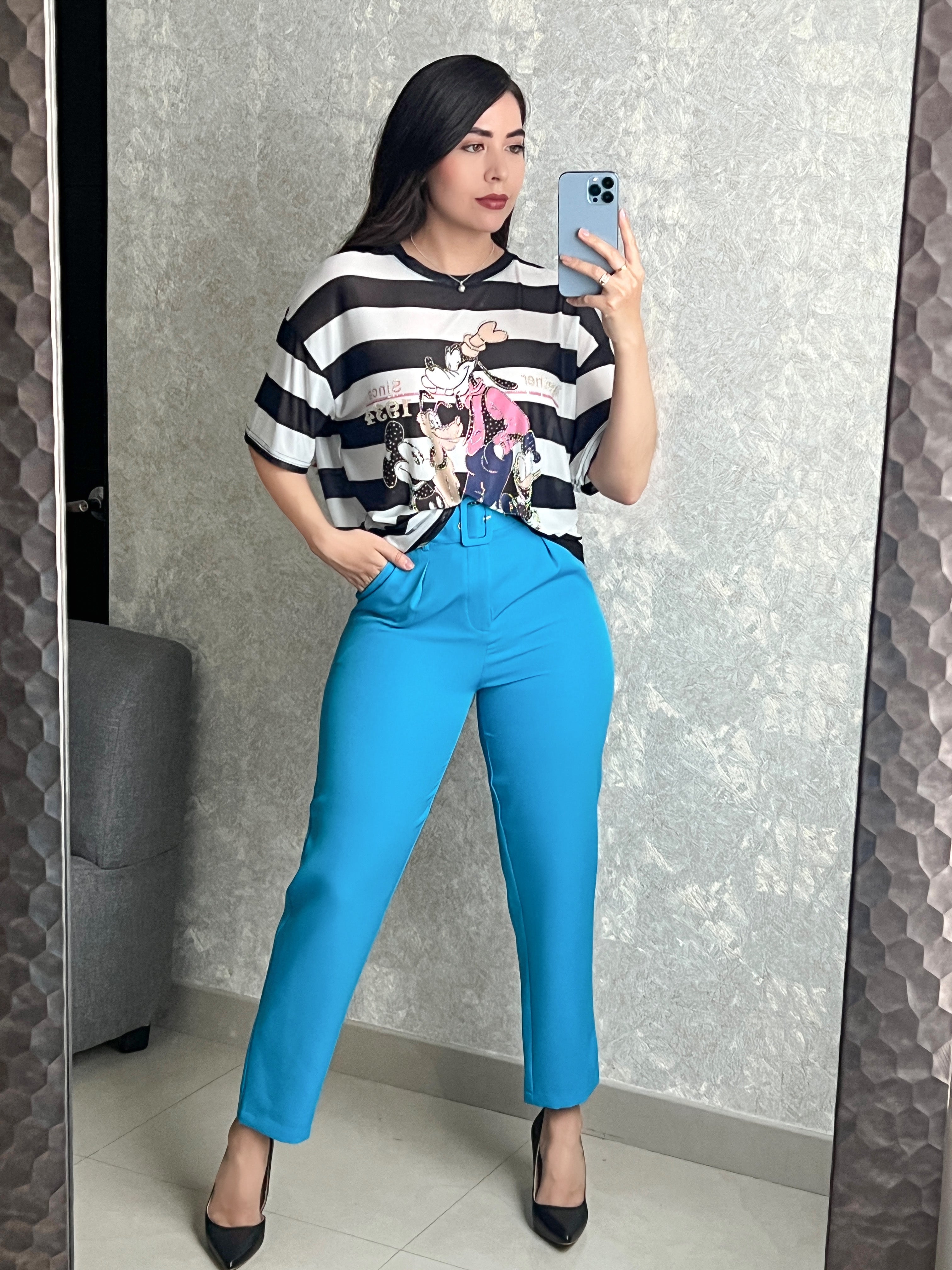 PANTALÓN AZUL CON CINTO
