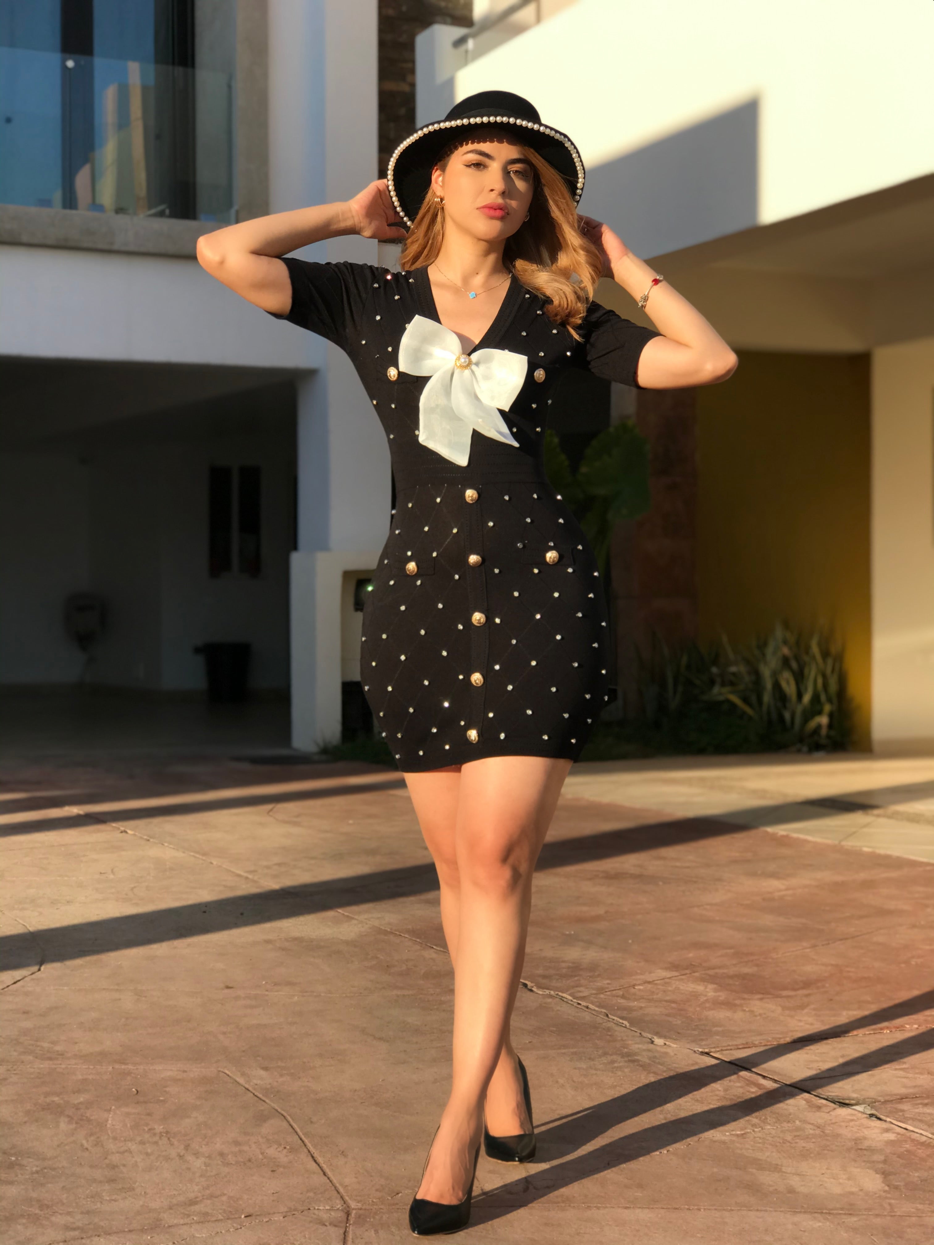 Sombrero negro con Perlas