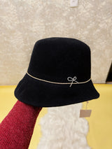 SOMBRERO DE LANA SUAVE NEGRO