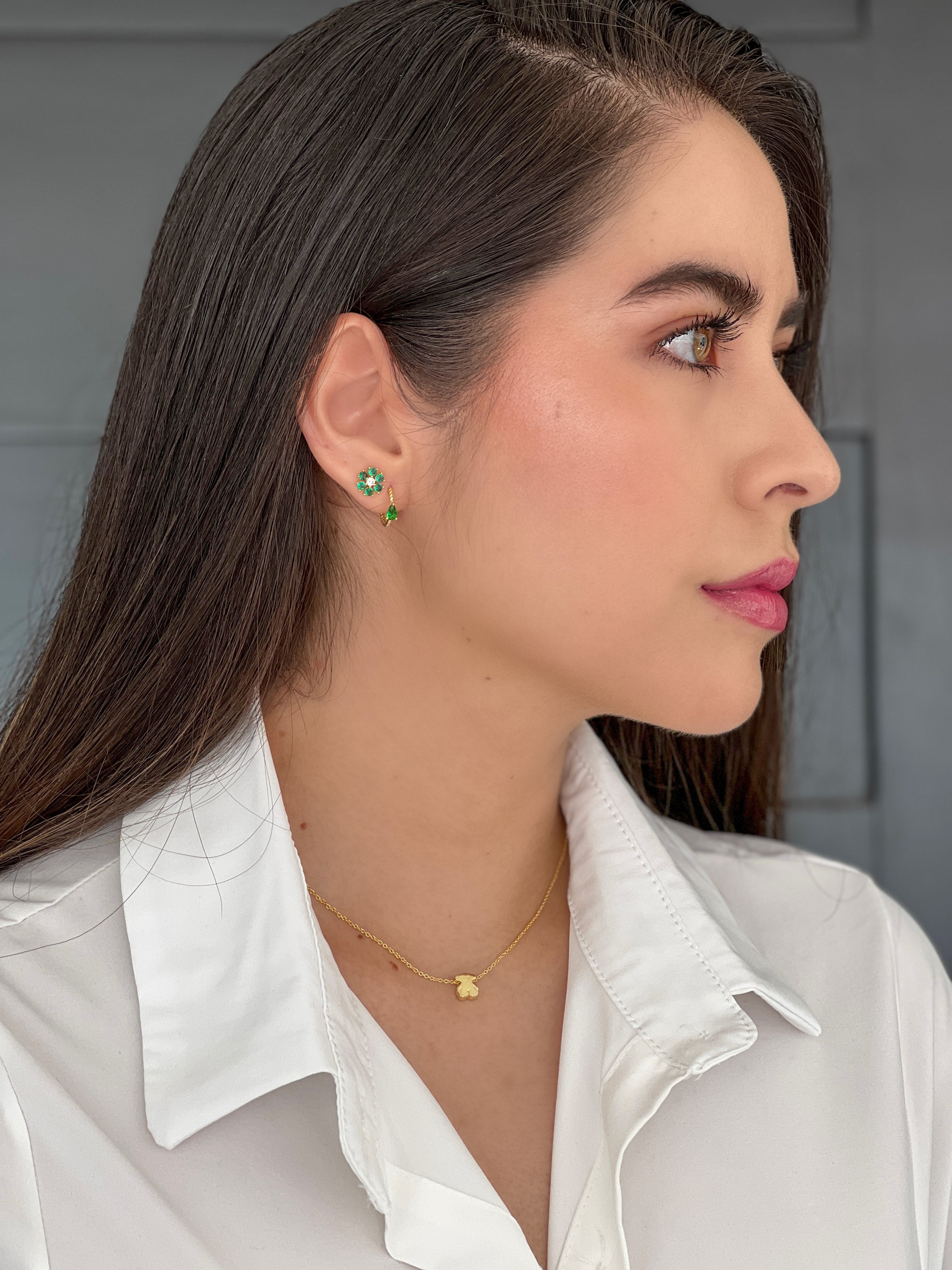 Set de piercing con piedra verde