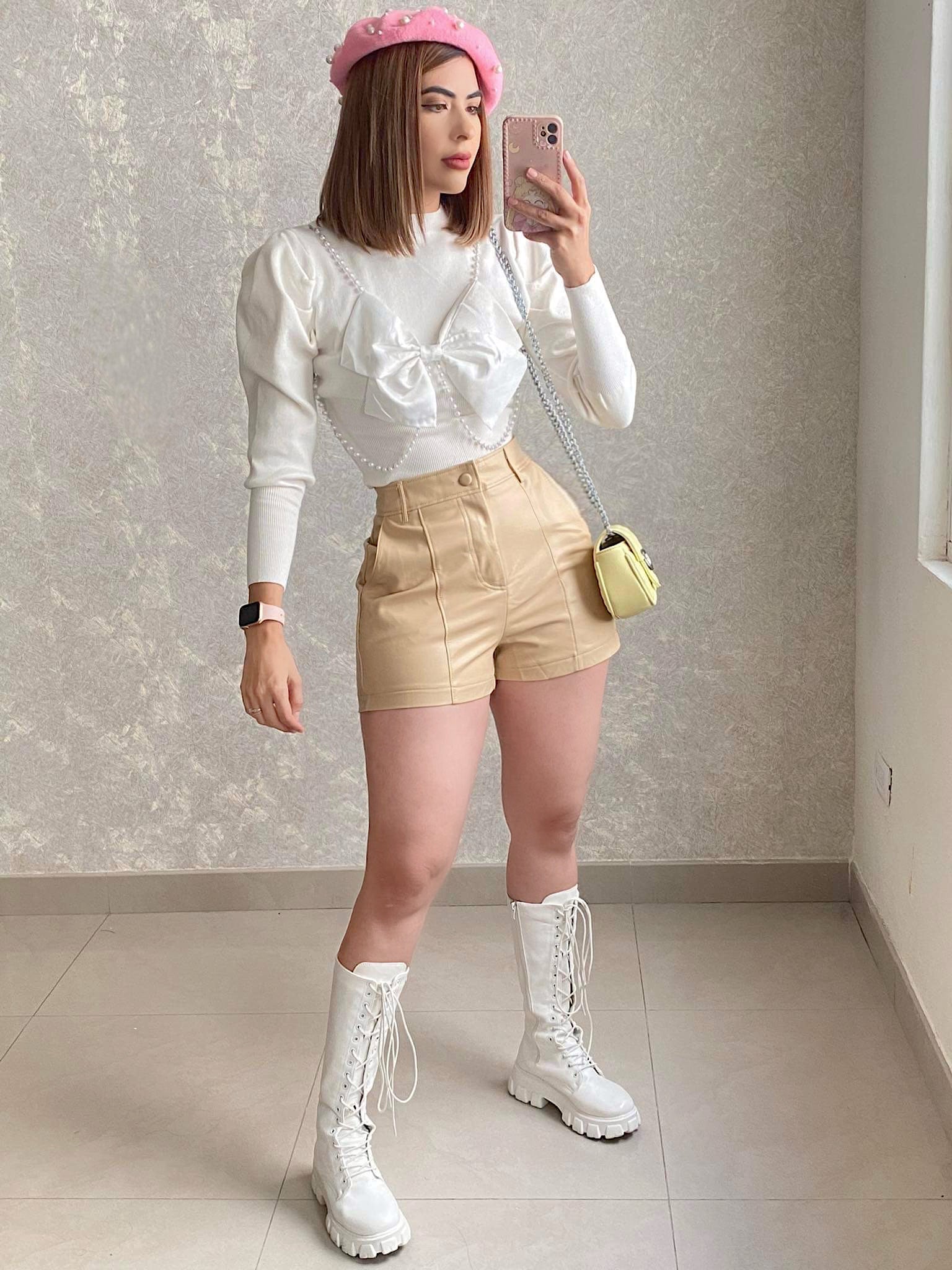 Boina rosa pastel con perlas