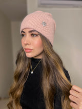 GORRITO ROSAPELUCHITO CON FLOR DE PIEDRITAS