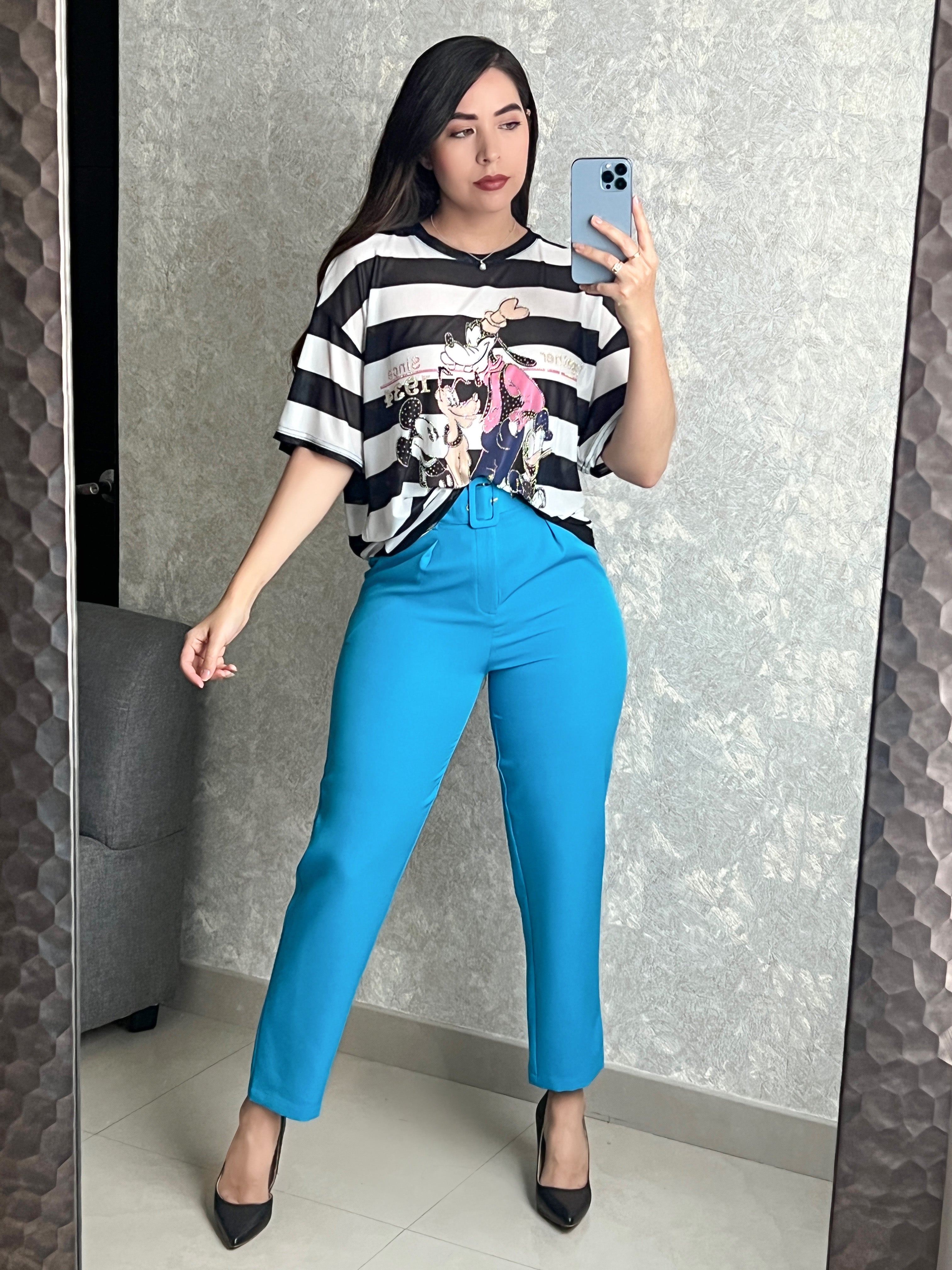 PANTALÓN AZUL CON CINTO