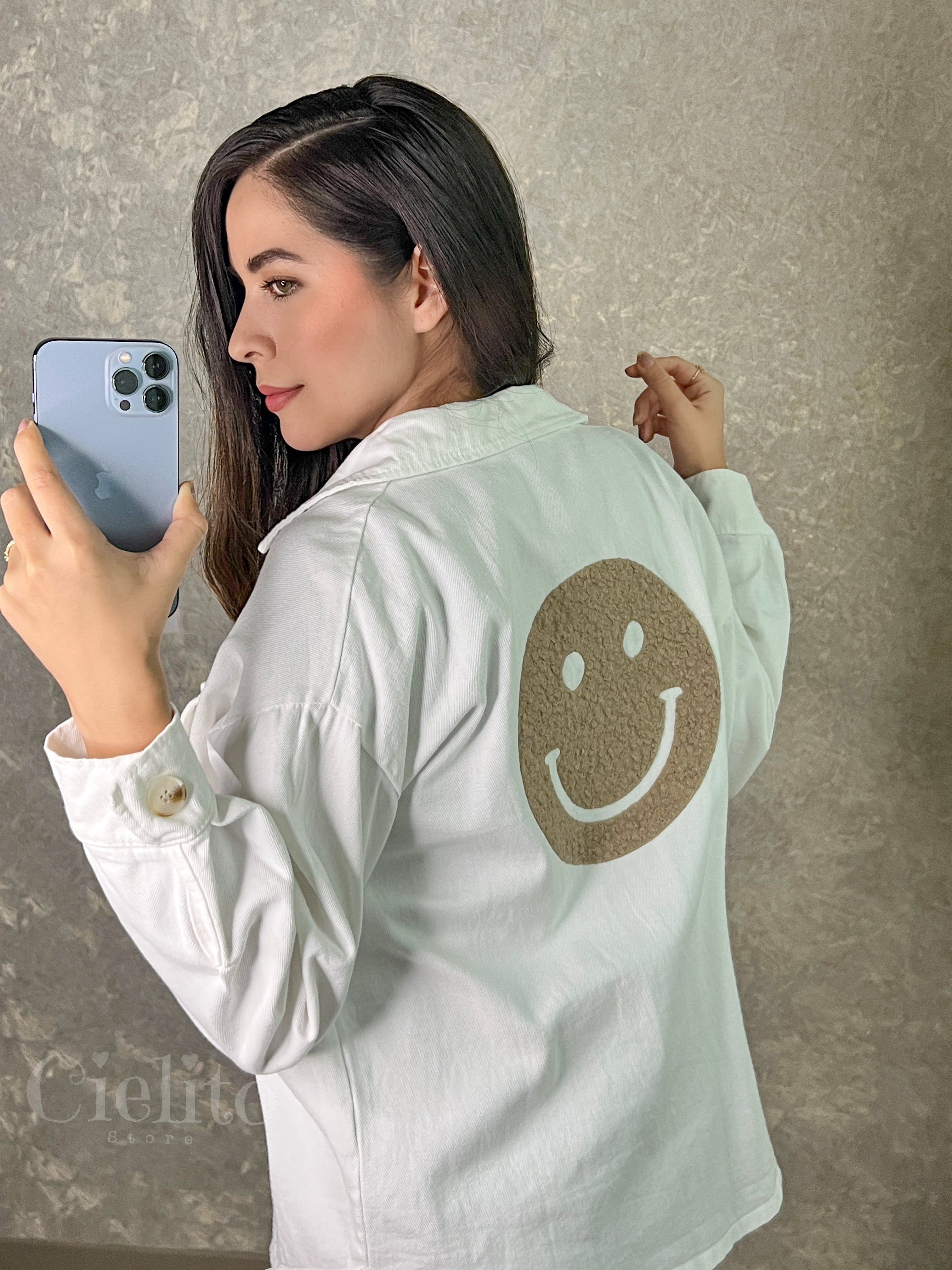 CAMISA BLANCA CON PELUCHITO