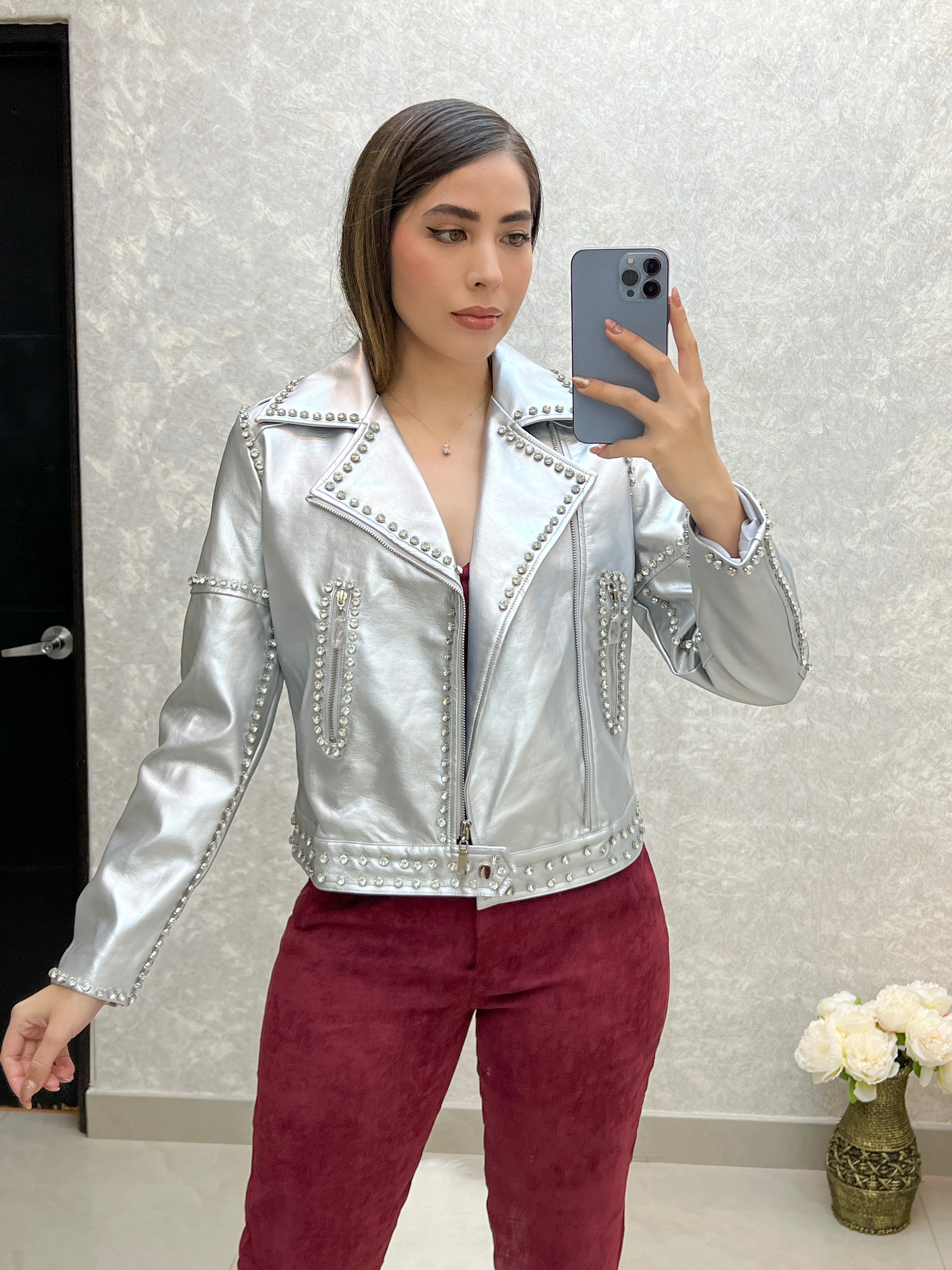 CHAQUETA PLATA CON PEDRERÍA