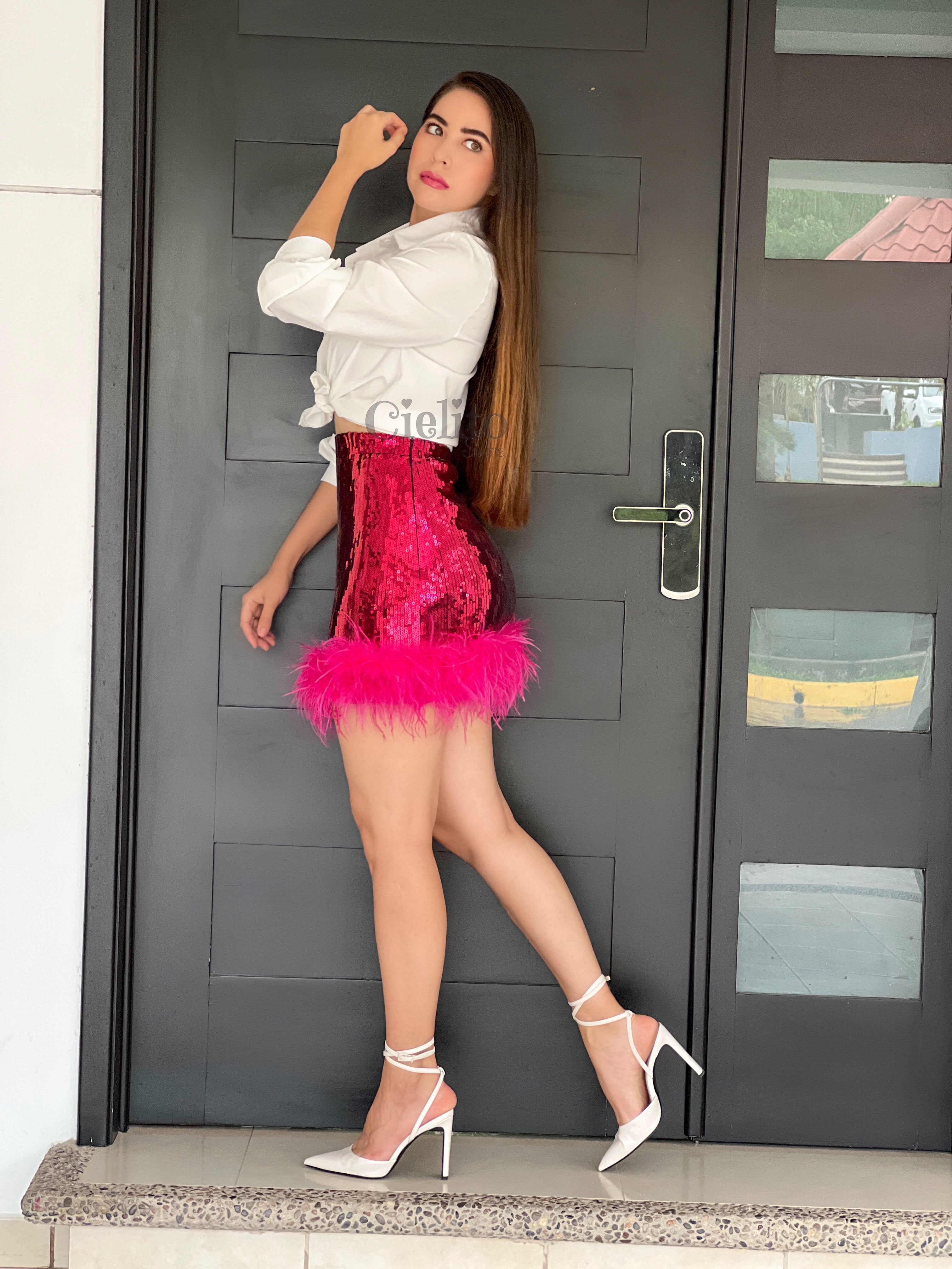 FALDA ROSA CON PELUCHITO Y LENTEJUELAS