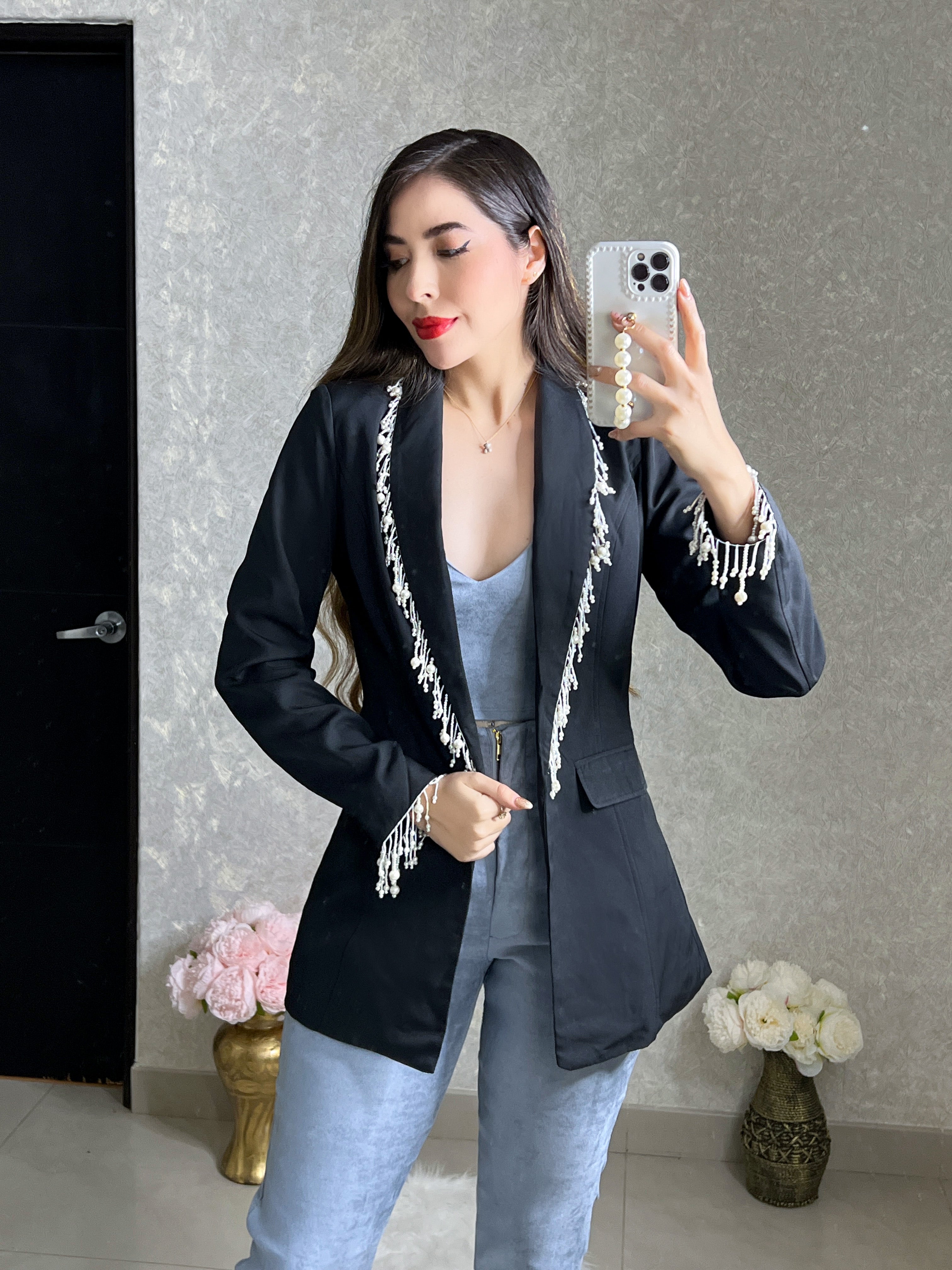 BLAZER NEGRO CON PERLAS