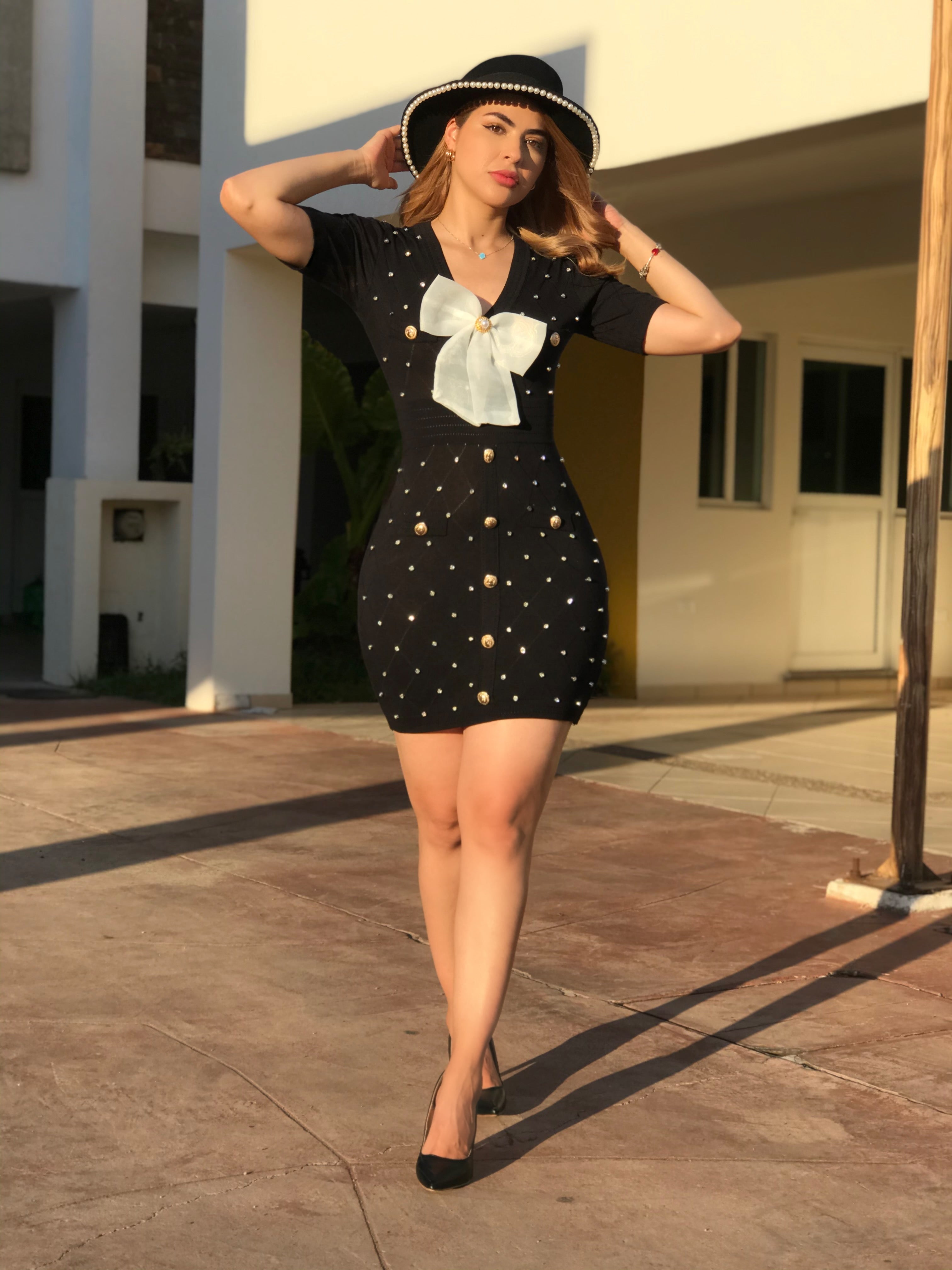 Sombrero negro con Perlas