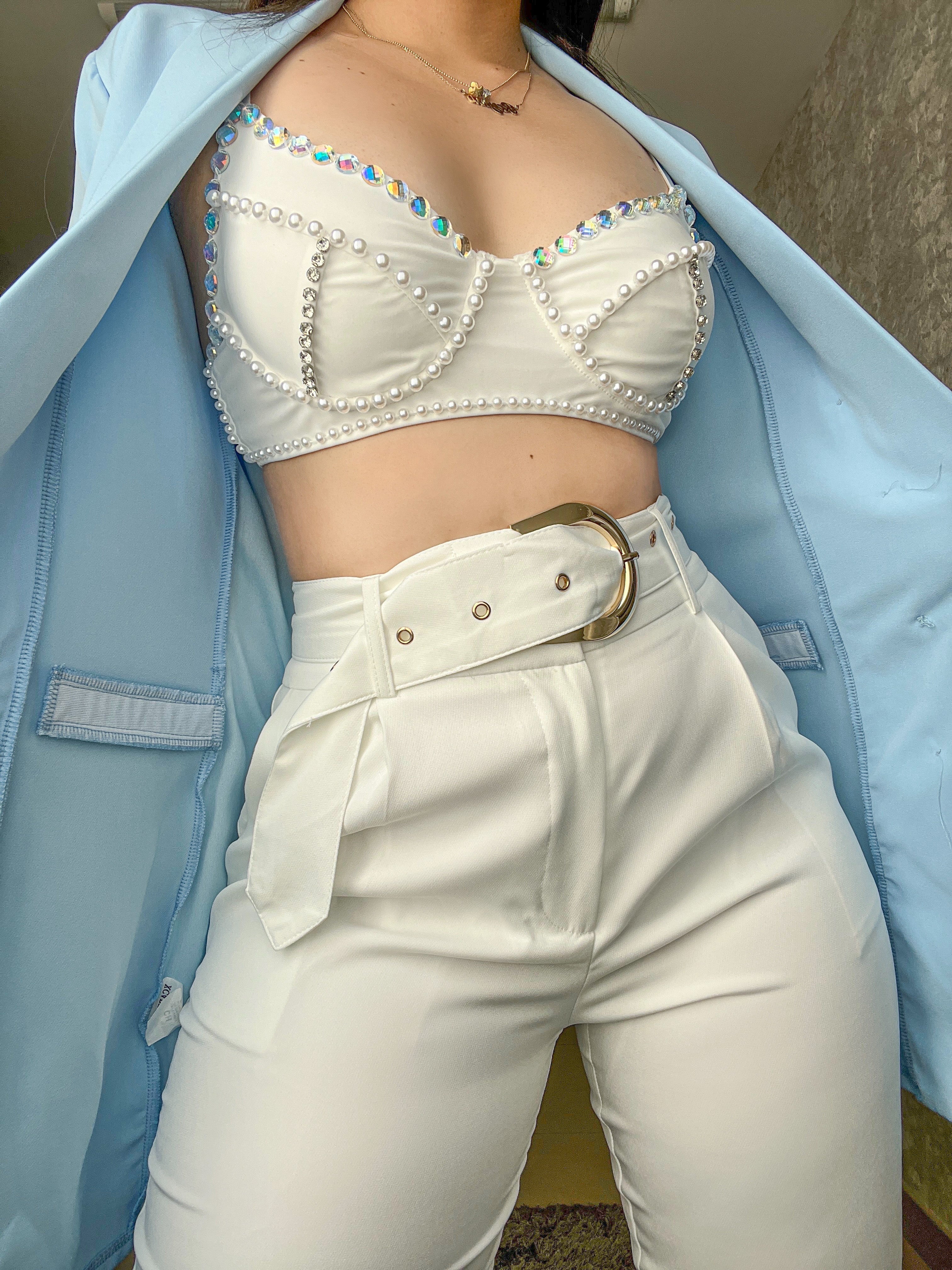 Bralette blanco con perlas