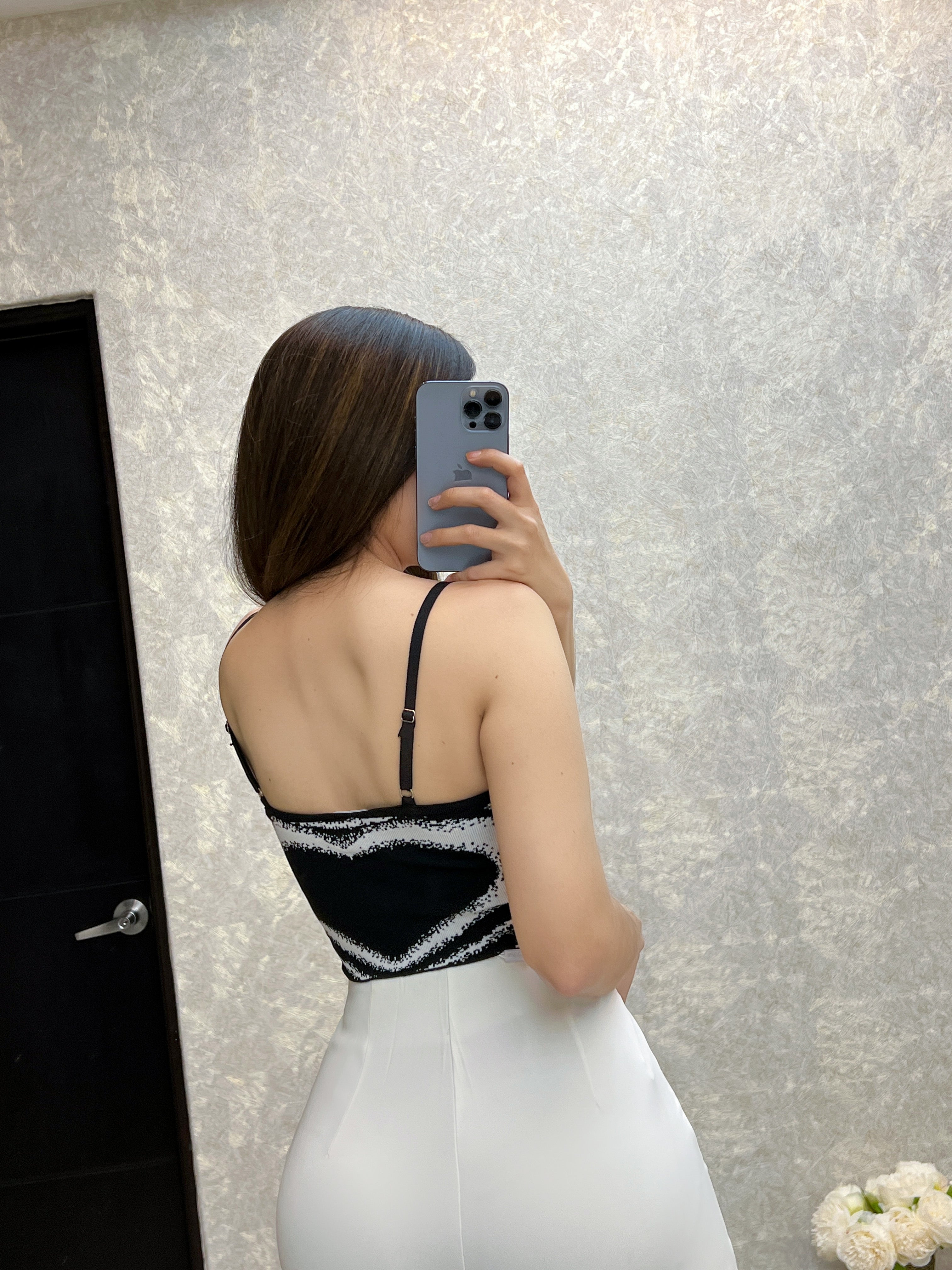 Blusa con corazón NEGRO